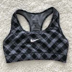 Nike Pro Sports Bra